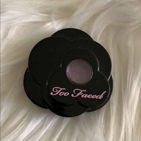 Too Faced “Violet Femme” Exotic IntenseEyeshadow - Picture 1 of 4